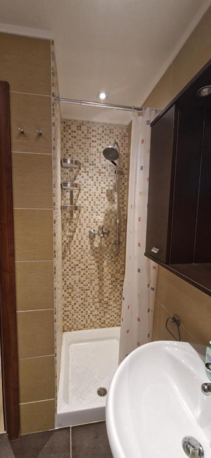 1-Zimmer Appartment In Aprilia Marittima Mit Gemeinschaftspool Экстерьер фото