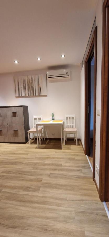 1-Zimmer Appartment In Aprilia Marittima Mit Gemeinschaftspool Экстерьер фото